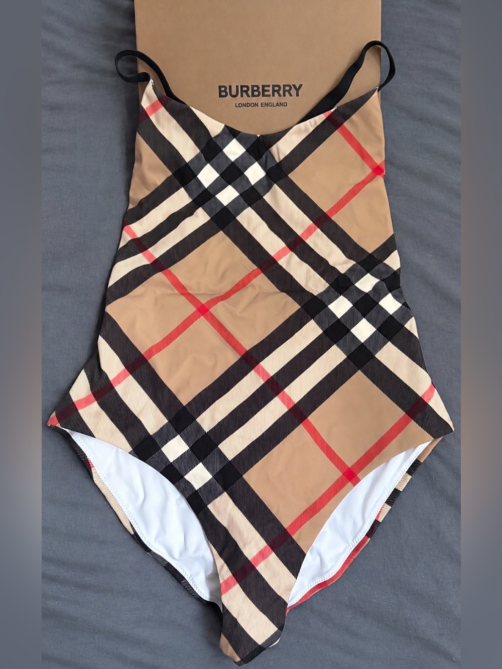 BURBERRY Alagnon Check 1 Piece Swim Suit.